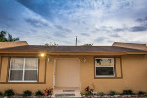 7802 Pembroke Road, Miramar 7802 Pembroke Road, Miramar