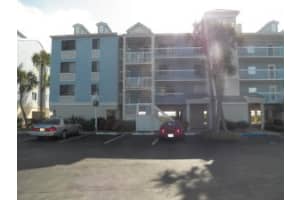 10 Ne Plantation Road 303, Stuart