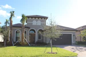 1070 Ne Post Oak Way, Jensen Beach