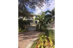 536 Sw Akron Avenue, Stuart