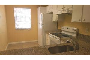 9971 Three Lakes Circle 22b, Boca Raton