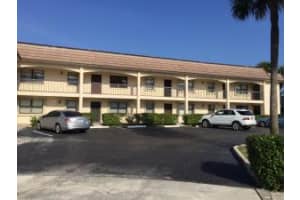 312 Lake Circle 106, North Palm Beach