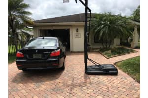 987 Nw 89 Avenue, Plantation