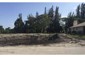 8394 Sw 51st Street, Davie