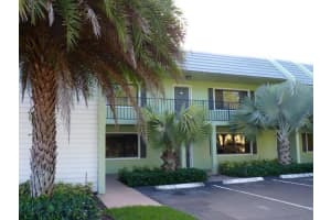 711 Forest Club Drive 407, Wellington