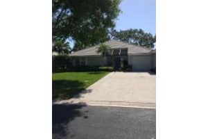 2948 Sw Westlake Circle, Palm City