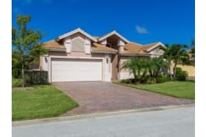 4227 Diamond Square, Vero Beach