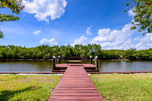 919 Jackson Way, Hutchinson Island