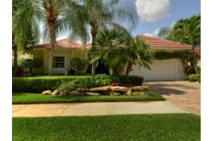 121 Chasewood Circle, Palm Beach Gardens