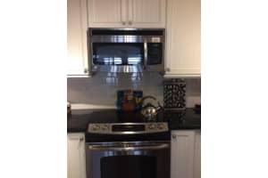 720 7th Terrace, Palm Beach Gardens