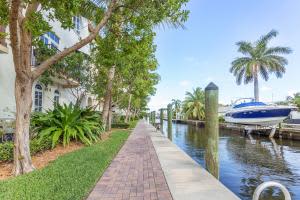 820 Virginia Garden Drive, Boynton Beach