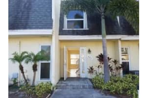 421 Sw 1st Court, Boynton Beach