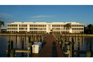 1868 Sw Palm City Road Sw 106, Stuart