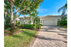 1120 Crystal Drive, Palm Beach Gardens