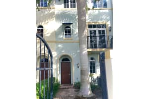 3281 Estancia Lane, Boynton Beach