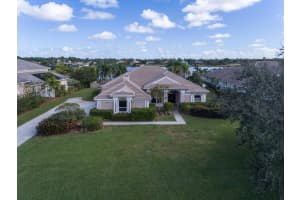 4874 Sw Lake Grove Circle, Palm City