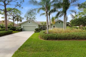 1633 Nw Sweetbay Circle, Palm City