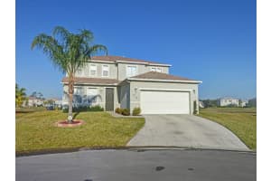 612 Carriage Lake Way, Vero Beach