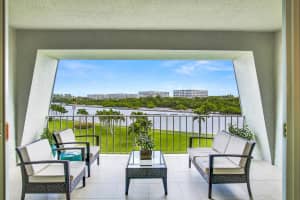 2185 Ibis Isle Road 12, Palm Beach
