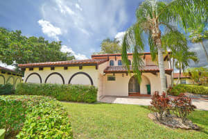 8212 Pine Drive 41, Tamarac