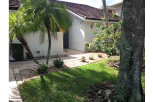 7499 Malibu Crescent, Boca Raton