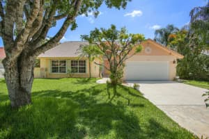 7150 Nw 44th Lane, Coconut Creek