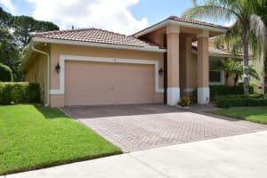 108 Hidden Hollow Drive, Palm Beach Gardens