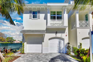 957 Sweetwater Lane, Boca Raton