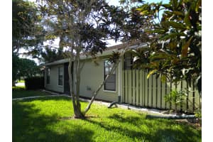 4281 Willow Pond Circle, West Palm Beach