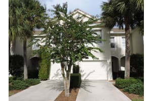 1123 Woodfield Court, Greenacres