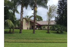 1979 Sw Woodside Way, Palm City