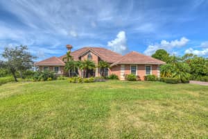 12211 Riverbend Court, Port Saint Lucie