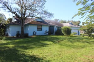 1307 White Oak Lane, Fort Pierce 1307 White Oak Lane, Fort Pierce