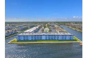 100 Shore Court 309, North Palm Beach