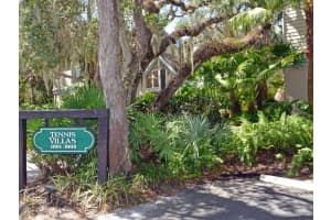 1335 Winding Oaks Circle E 1006, Vero Beach