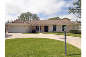 565 W Forest Trail, Vero Beach 565 W Forest Trail, Vero Beach