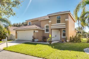 14 Valencia Drive, Boynton Beach