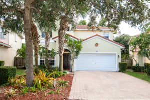 4576 Thornwood Circle, Palm Beach Gardens