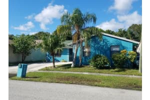 7310 Willow Springs Circle W, Boynton Beach