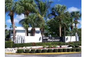 1854 Sw Palm City Road 102, Stuart