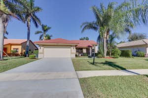 5609 Aspen Ridge Circle, Delray Beach