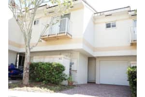 8472 Lagos De Campo Boulevard, Tamarac