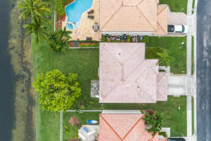 3043 Woodlands Drive, Margate