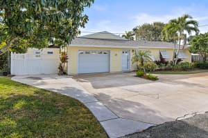 86 Sw Cabana Point Circle, Stuart