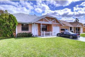 23434 E Country Club Drive 111, Boca Raton