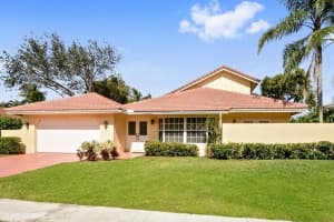 749 Camino Lakes Circle, Boca Raton