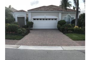 126 Coral Cay Drive, Palm Beach Gardens