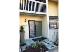 630 Ne 20th Lane, Boynton Beach