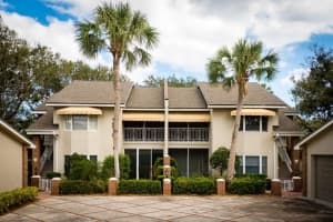 105 W Park Shores Circle 20w, Indian River Shores