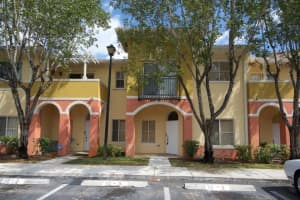 1003 N Santa Catalina Circle, North Lauderdale